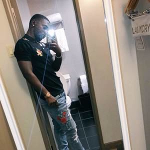 Meet your Posher, Ramone